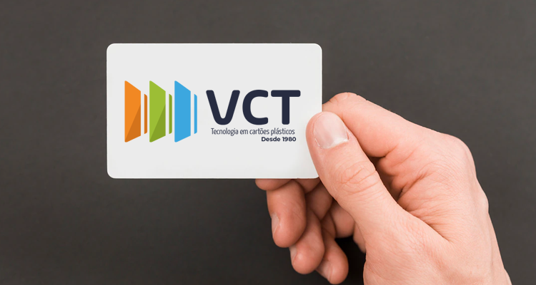 VCT - Produção e personalização em cartões de PCV sem ISO? Fuja!