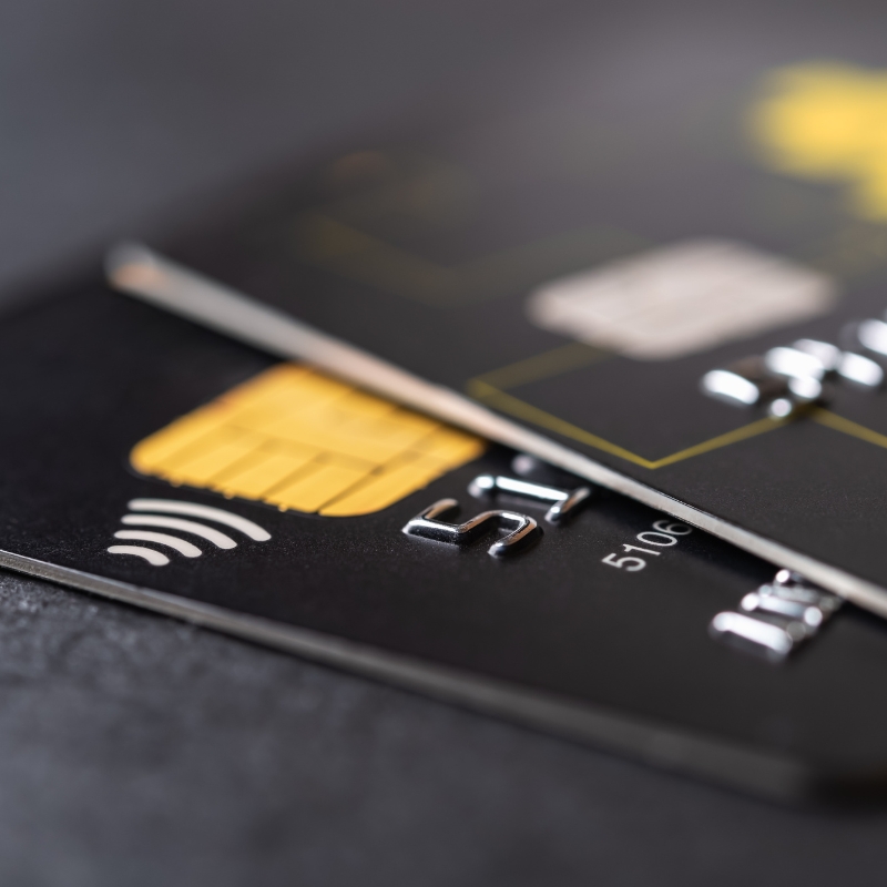 VCT - Qual material é feito o chip do cartão de crédito? Descubra o segredo por trás da tecnologia do seu cartão